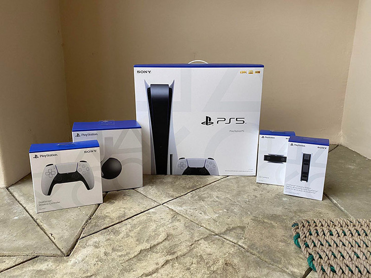 پایه شارژر دسته پلی استیشن 5 - DUALSENSE Charging Station