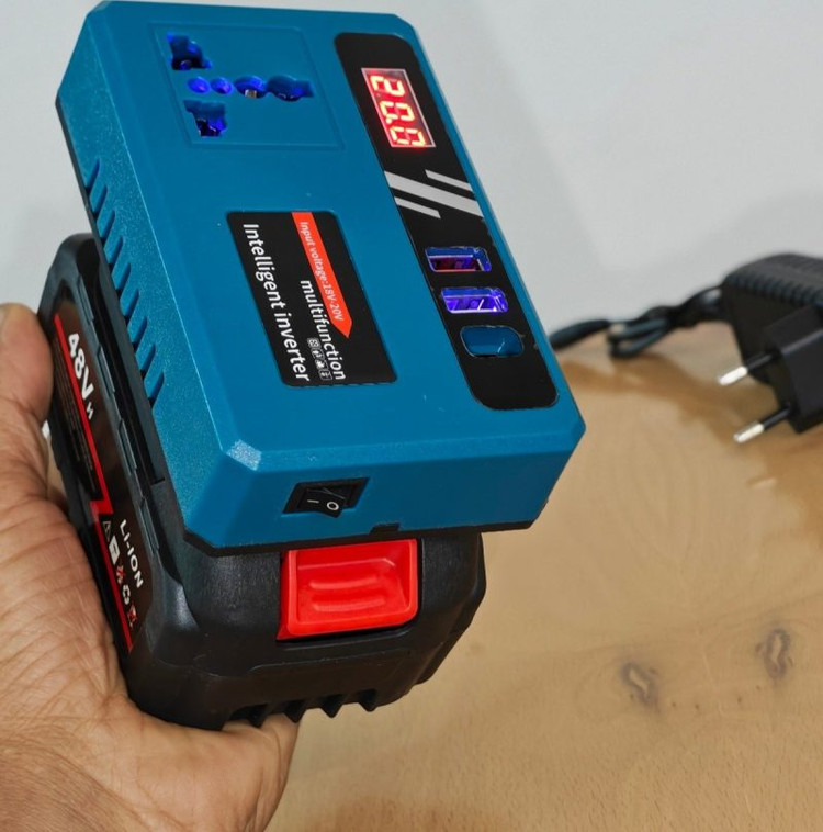 تبدیل باتری به برق شهری باس مدل BC با خروجی USB و تایپ C