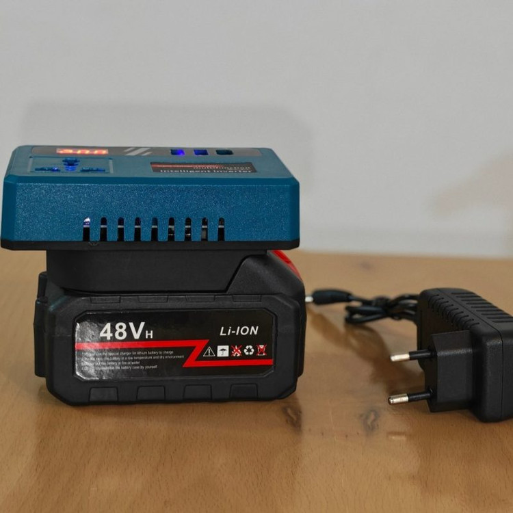تبدیل باتری به برق شهری باس مدل BC با خروجی USB و تایپ C